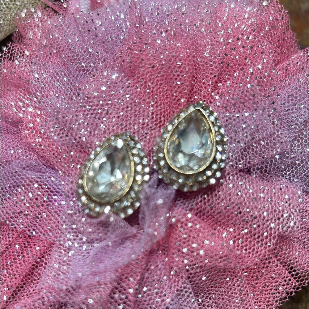 Teardrop Unbranded Clip On Earrings